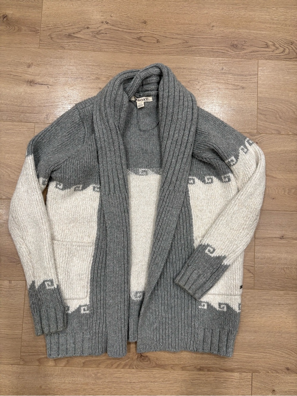 Vintage Roxy waves cardigan
